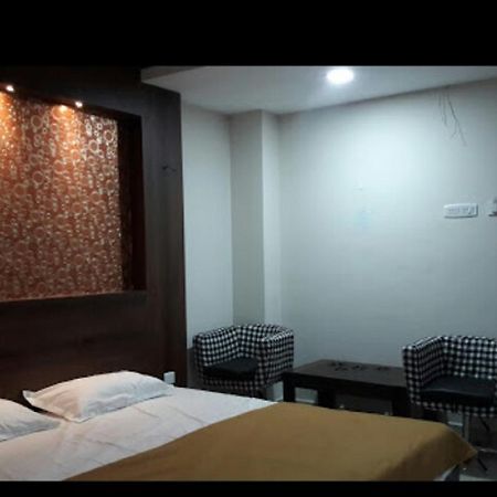 Hotel Gowri Sankar Ambāsamudram Εξωτερικό φωτογραφία