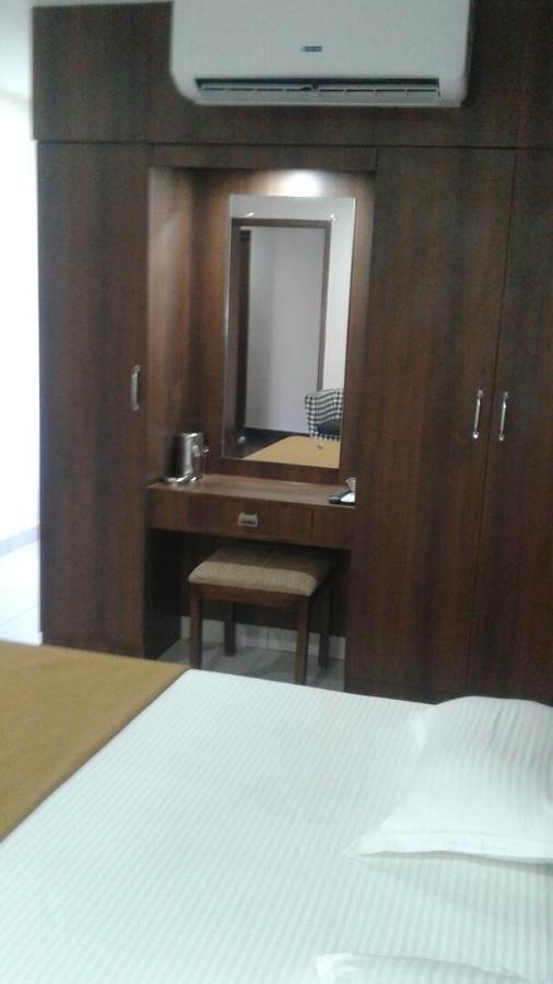 Hotel Gowri Sankar Ambāsamudram Εξωτερικό φωτογραφία
